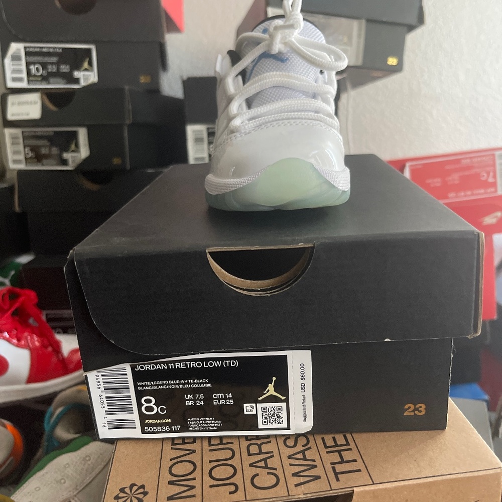 Jordan 11 white/legend blue 8c